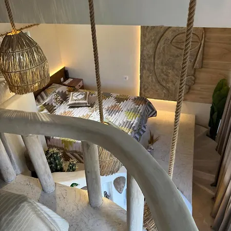 Appartement Flores Gardan Art *