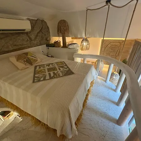 Flores Gardan Art Appartement *