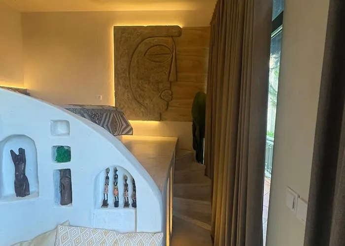 Flores Gardan Art アパート *