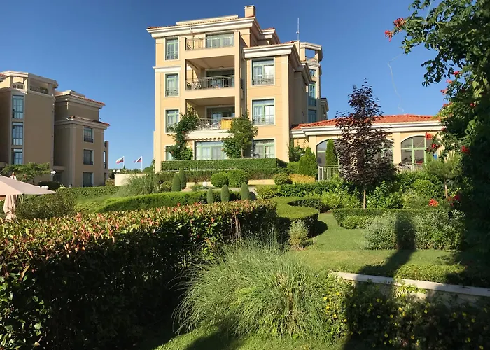 アパート Flores Gardan Art