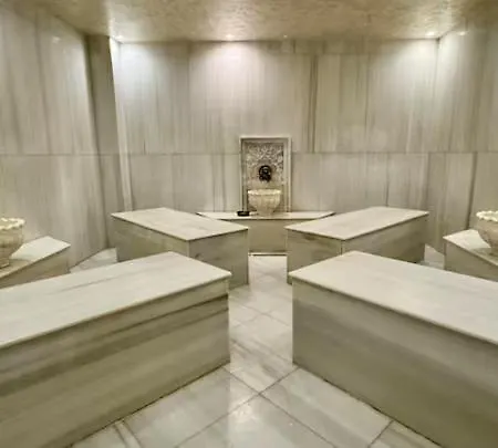 Flores Gardan Art Apartment Chernomorets