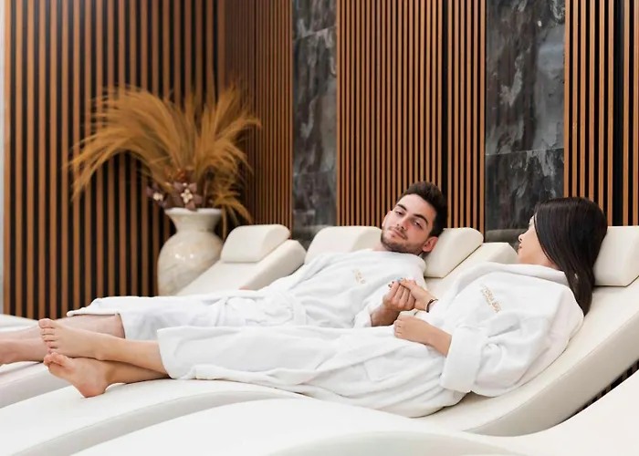 Flores Gardan Art Cernomoreț